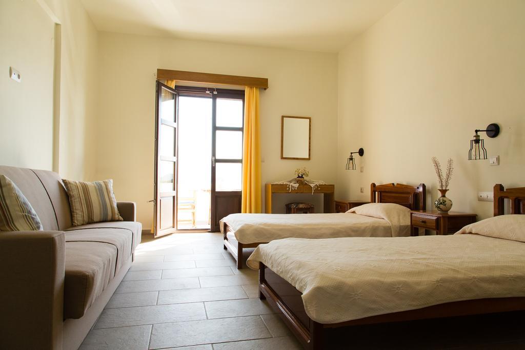Hotel Porto Potha Telendos ภายนอก รูปภาพ
