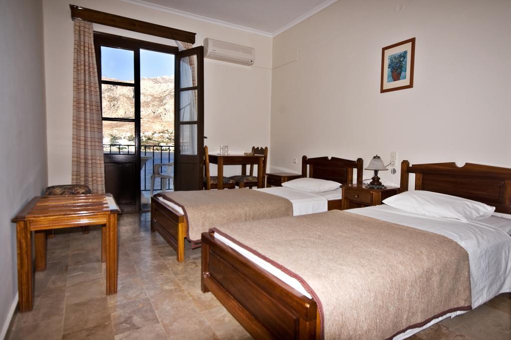 Hotel Porto Potha Telendos ภายนอก รูปภาพ